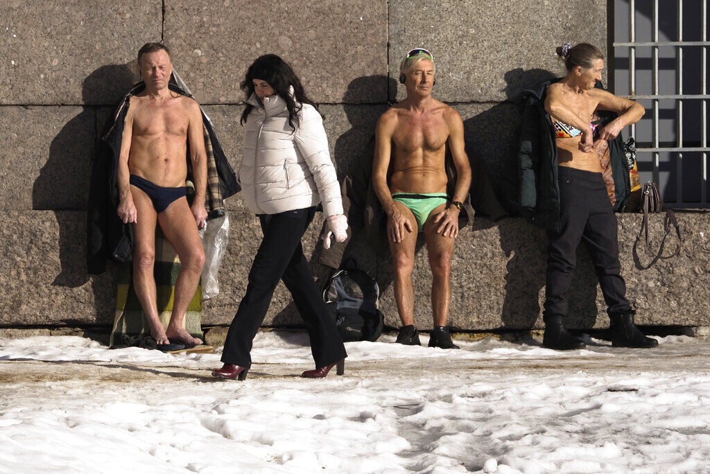 APTOPIX Russia Daily Life